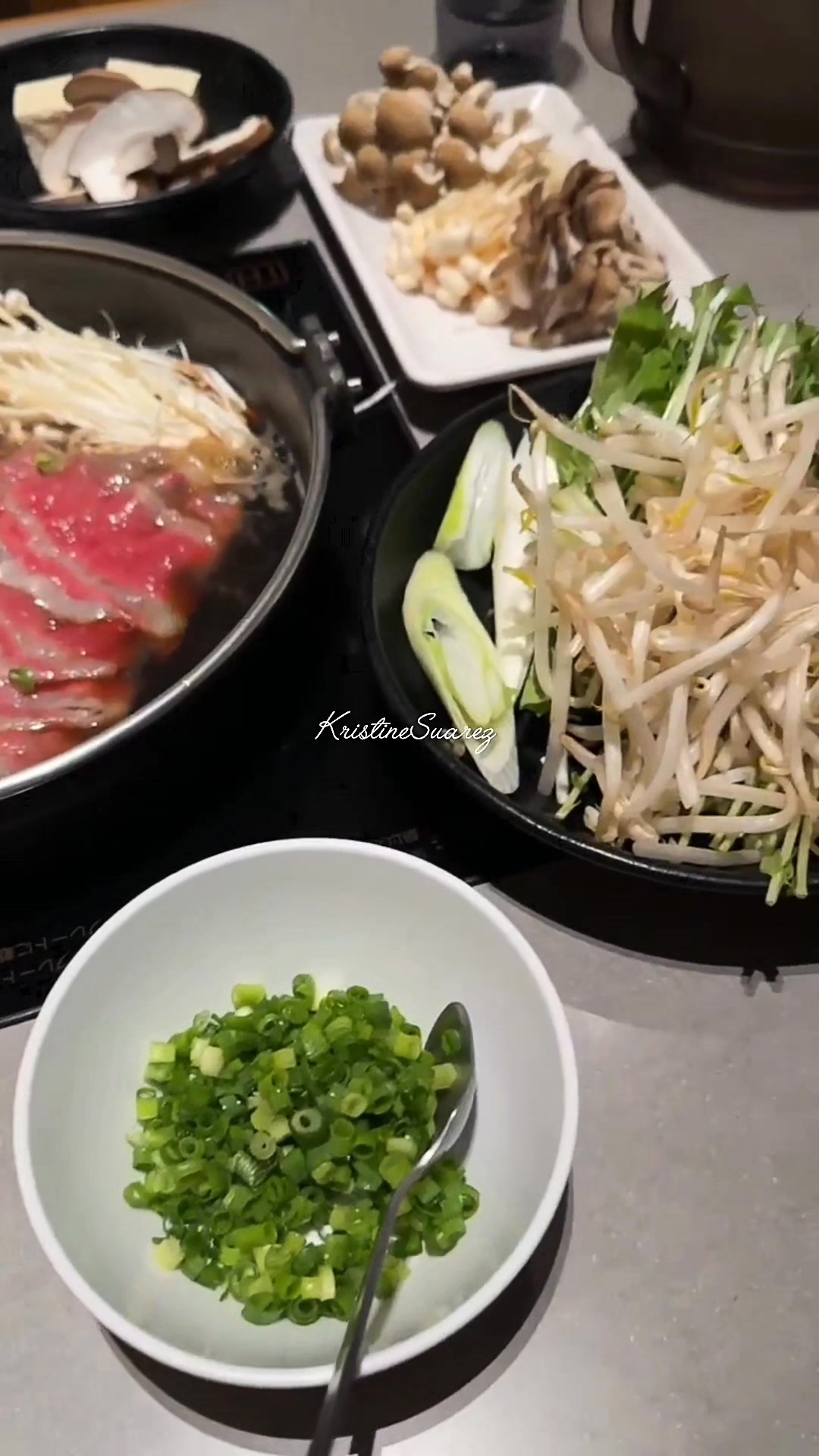 Sukiyaki (鋤焼; or more commonly すき焼き; [sɯ̥kijaki]) is a