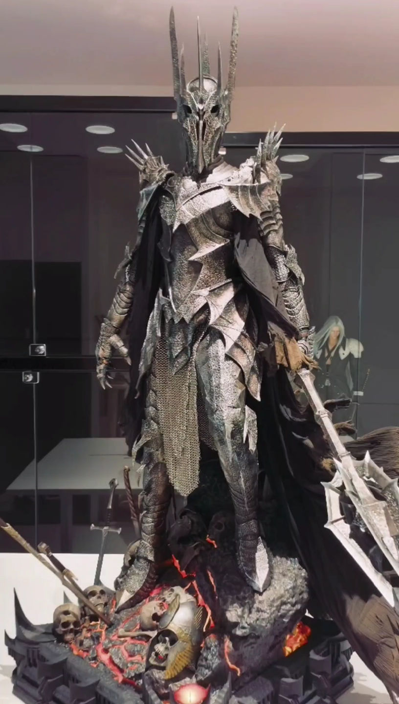 The Dark Lord Sauron 1:3 Scale Statue by Prime 1 Studio
