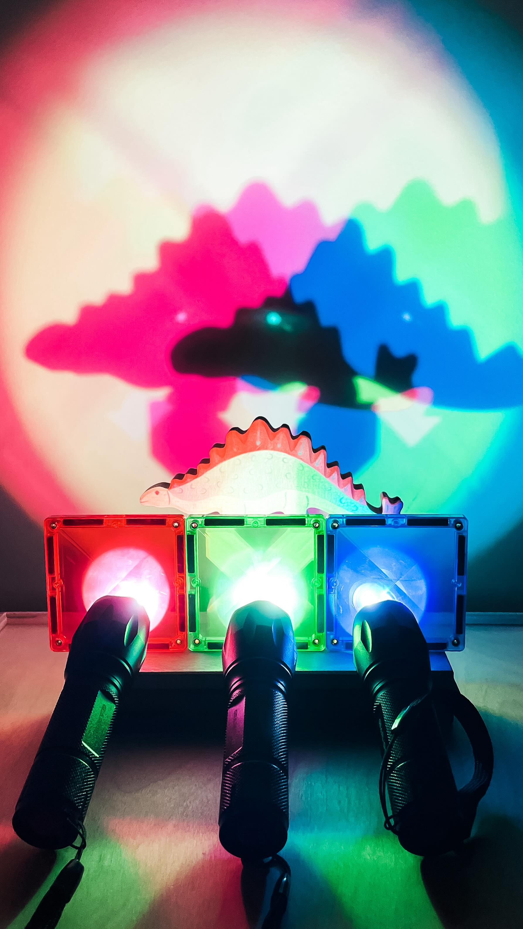 Here’s an easy STEM activity win to try: Simply prop up 3 flashlights ...