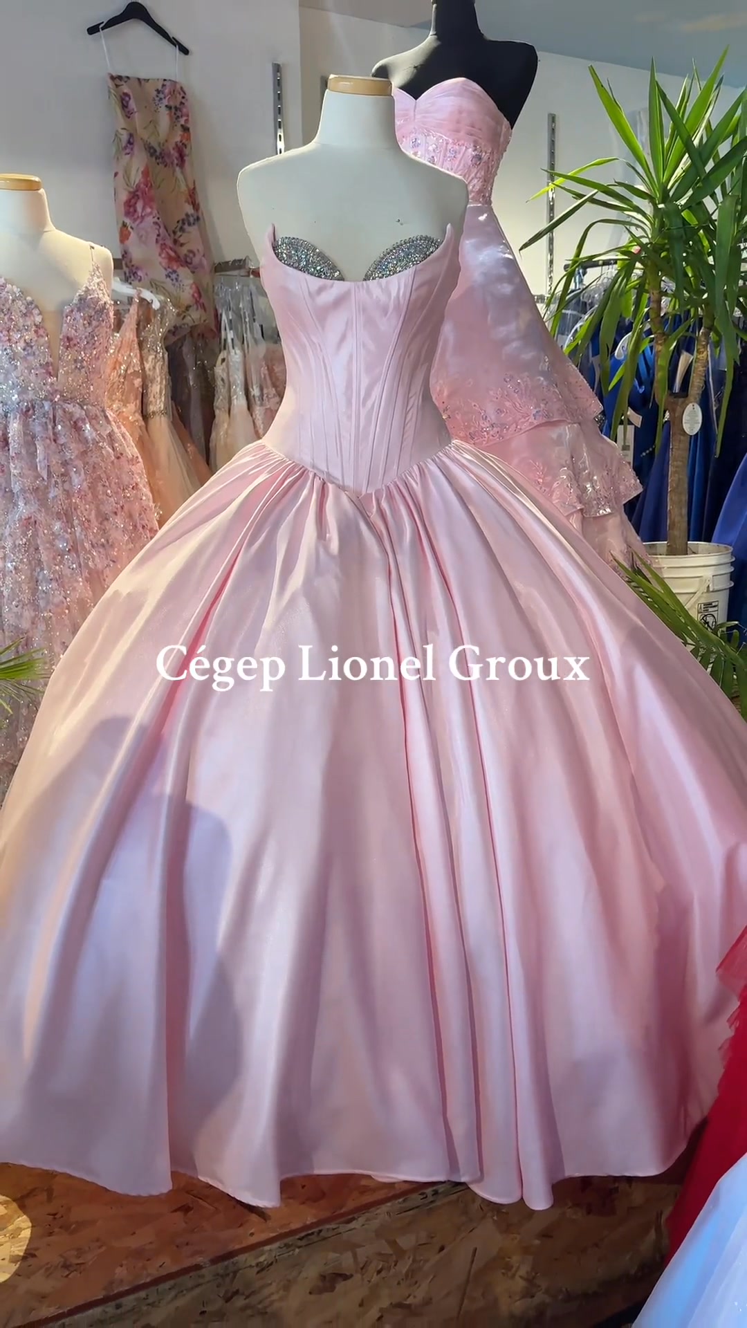 montreal formal dress shops Prom 2026 💗 #prom #promdresses #promgirls #robedebal #montreal #quebec Icon: Water Repellent