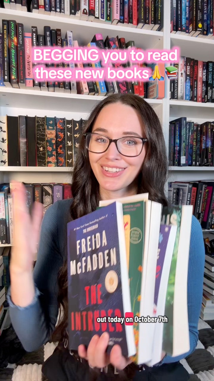 Begging you to read these new books 🙏📚 #bookstagram #reader #booksta # ...