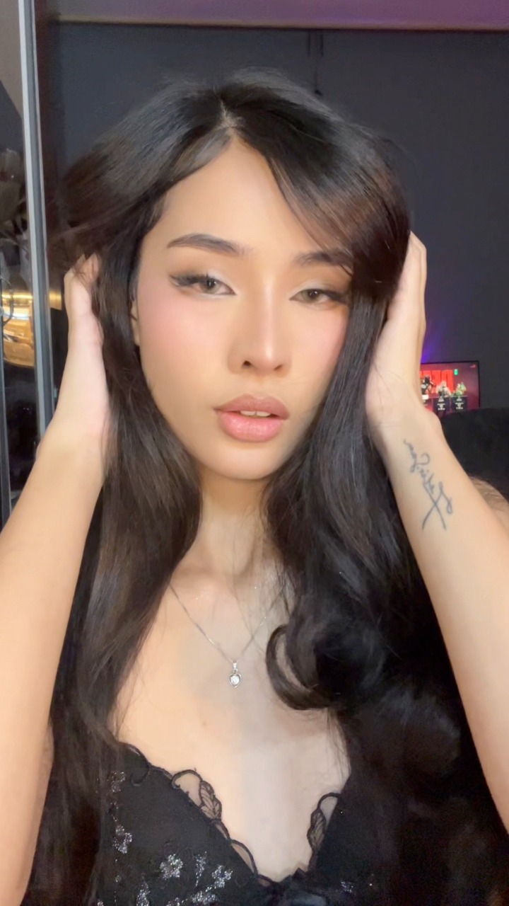 Shii Cheon (@shii.c0) • Facebook