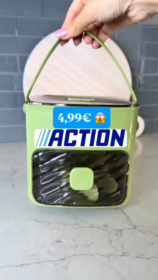 OMG 😨 Eiswürfel Maker für 4,99€ bei Action | Action_Deals
