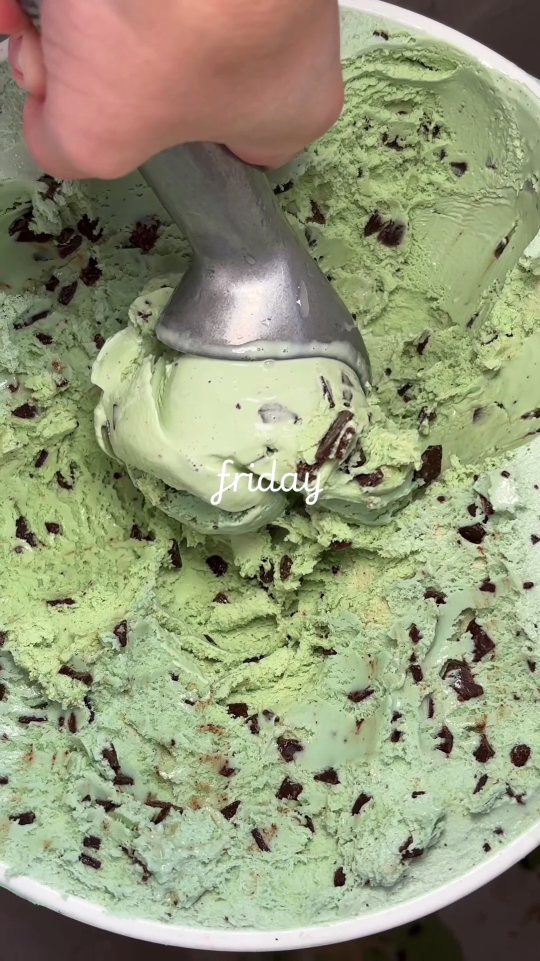 希少　162 GUMMYS Muscat Green Ice Cream We only eat ice cream on the days that end in “y” 😉 | Oberweis