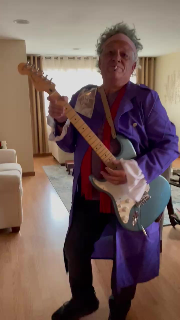 2000. Keith Richards wore it better