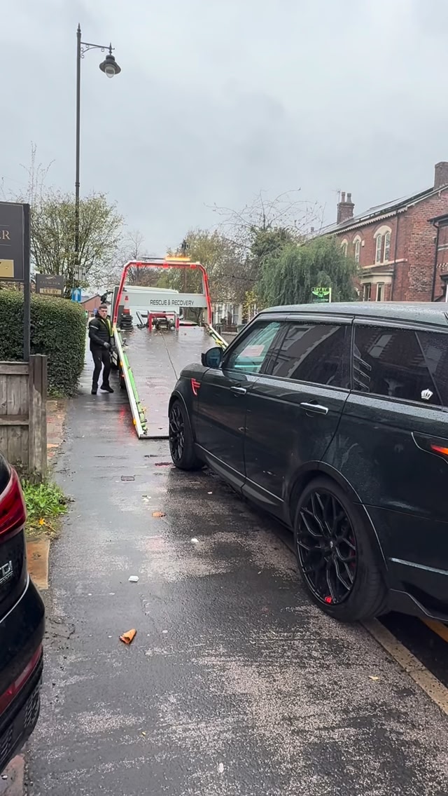 🚨 Range Rover Sport SVR — top of the range! Full recovery from start to ...