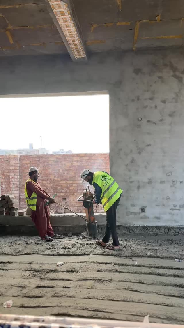 𝗦𝘁𝗿𝗼𝗻𝗴 𝗳𝗹𝗼𝗼𝗿𝘀 𝘀𝘁𝗮𝗿𝘁 𝗳𝗿𝗼𝗺 𝘁𝗵𝗲 𝗴𝗿𝗼𝘂𝗻𝗱 𝘂𝗽 🏗️ At 𝗔𝘀𝗹𝗮𝗺 𝗖𝗼𝗻𝘀𝘁𝗿𝘂𝗰𝘁𝗶𝗼𝗻𝘀, we ...