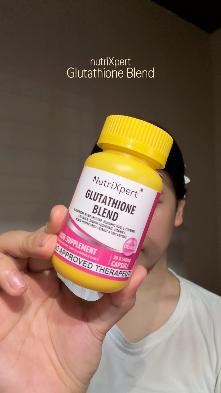 Hindi lang glow ang priority—everyday wellness din! ✨ Add NutriXpert Glutathione Blend to your daily routine for immune support and healthy-looking, radiant skin. Glow with confidence every day! 🌸, 🛍️ 