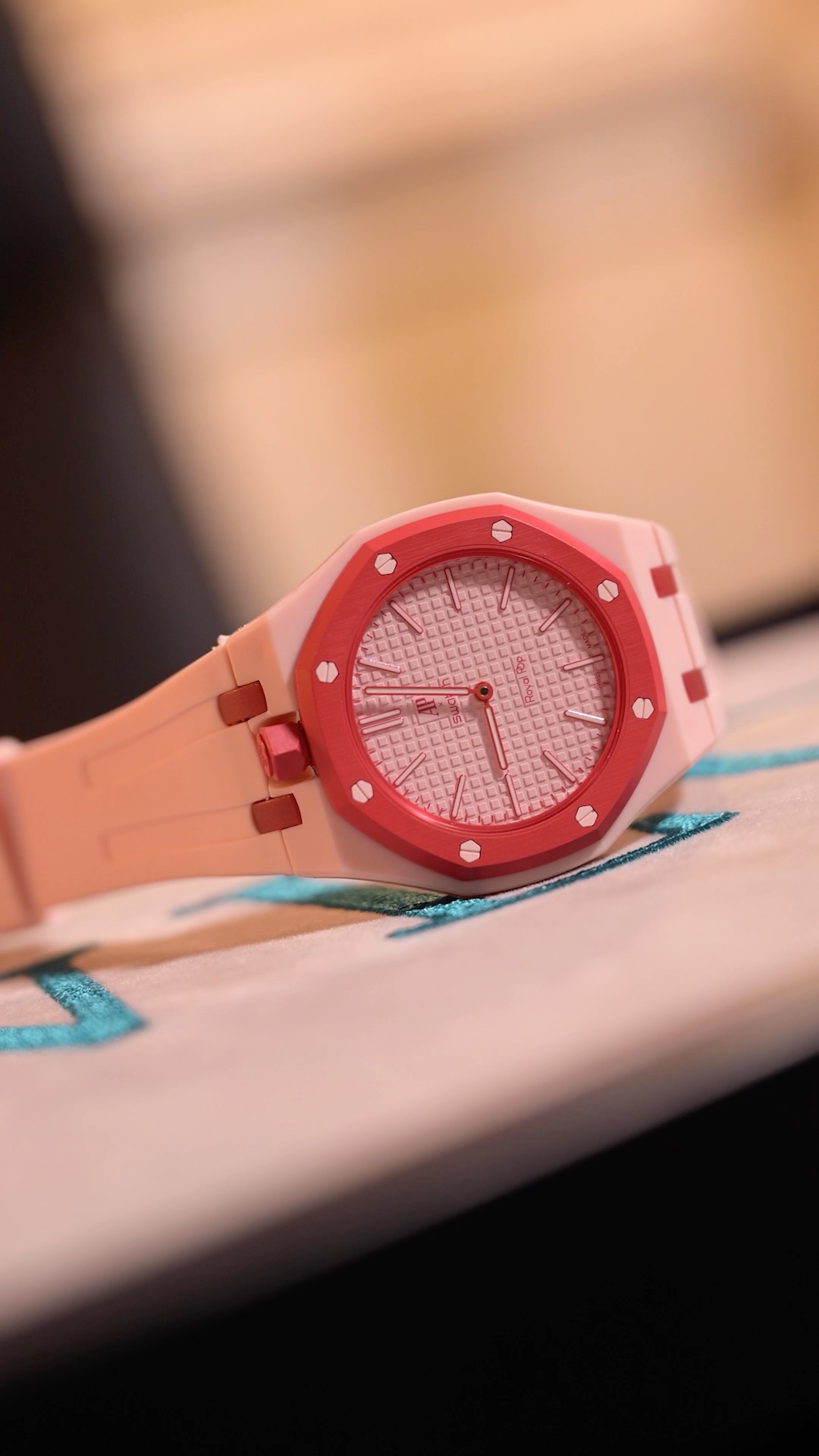 ⌚🔴 Something seriously different for the watch collection. This