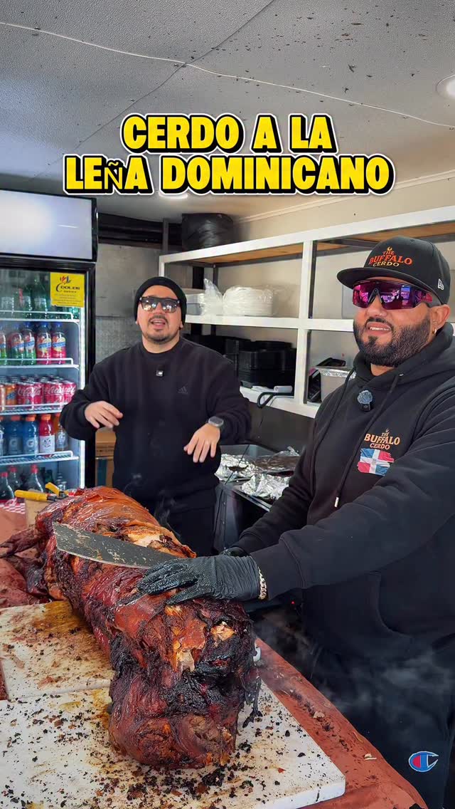 Cerdo Dominicano 🇩🇴 Este cerdo que se cocina a la leña por horas y cuyo ...
