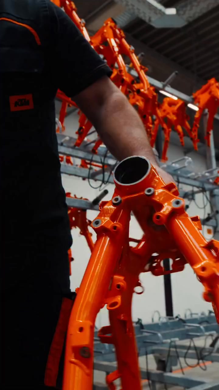 2025 KTM 390 ADVENTURE Rは、あなたをアスファルトのその先へ誘い、アドベンチャーの新時代を切り開く。 #KTM # ...