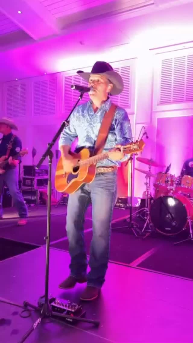 Who else caught @lukegeigerlive at the @pbraustralia after party at ...