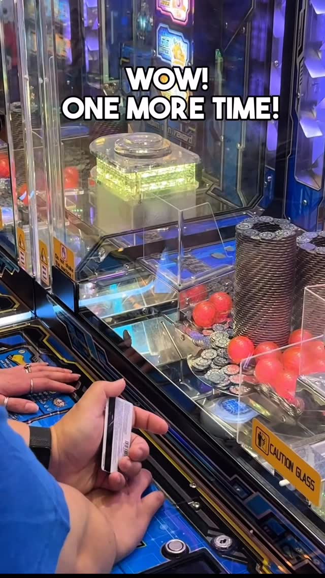Check out this cool #coin stack fall! #arcade #arcademachine #coingame ...