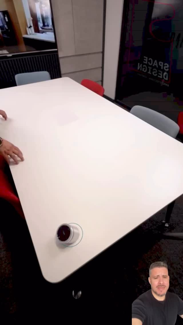🏠 A holographic table that makes every traditional presentation look ...