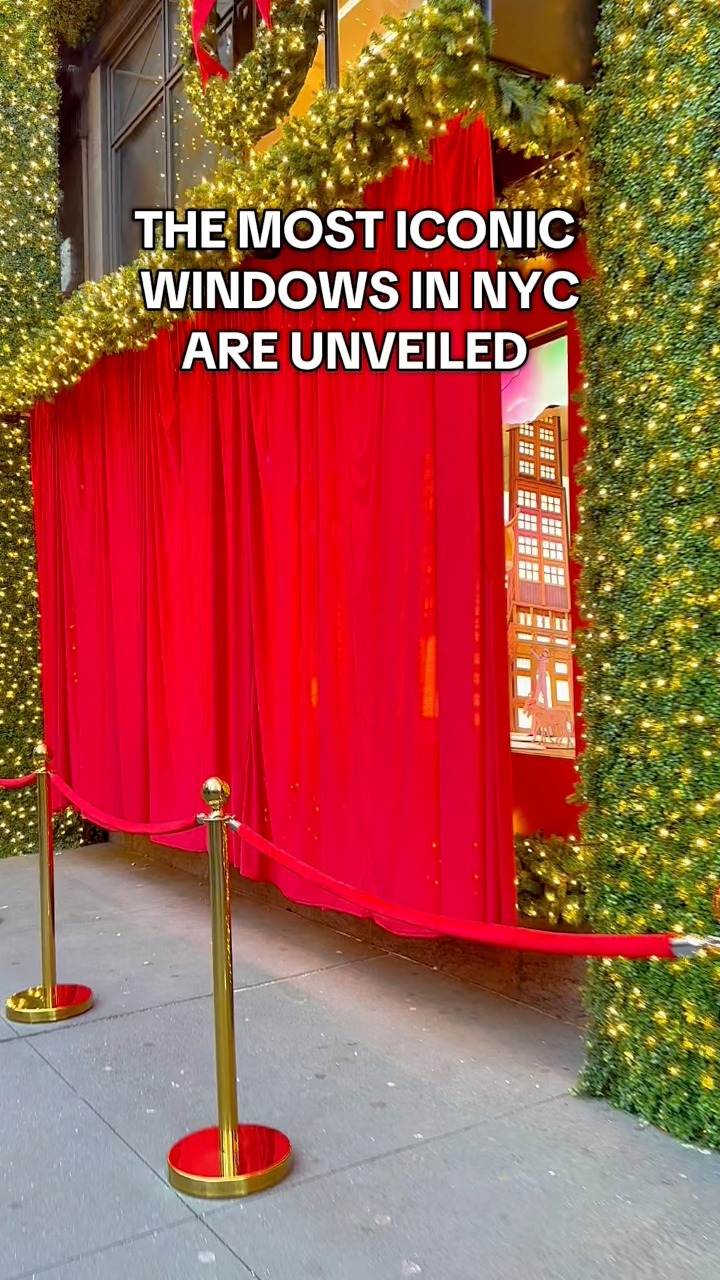 The most iconic holiday windows display is unveiled at Macys Herald ...