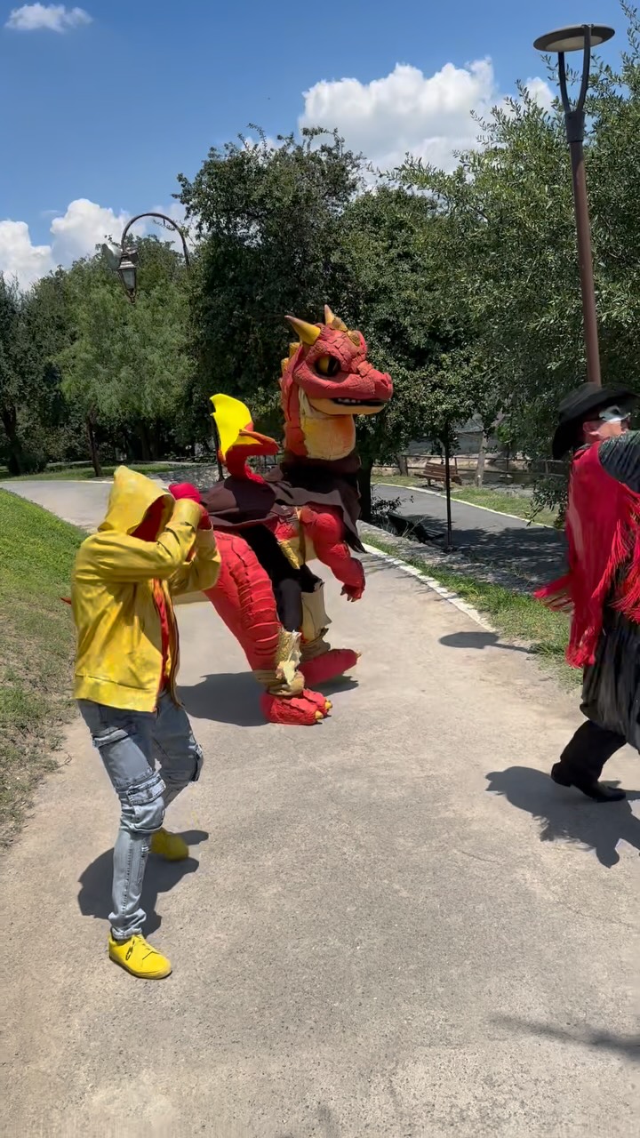 Manito y Maskarin Los Manitos