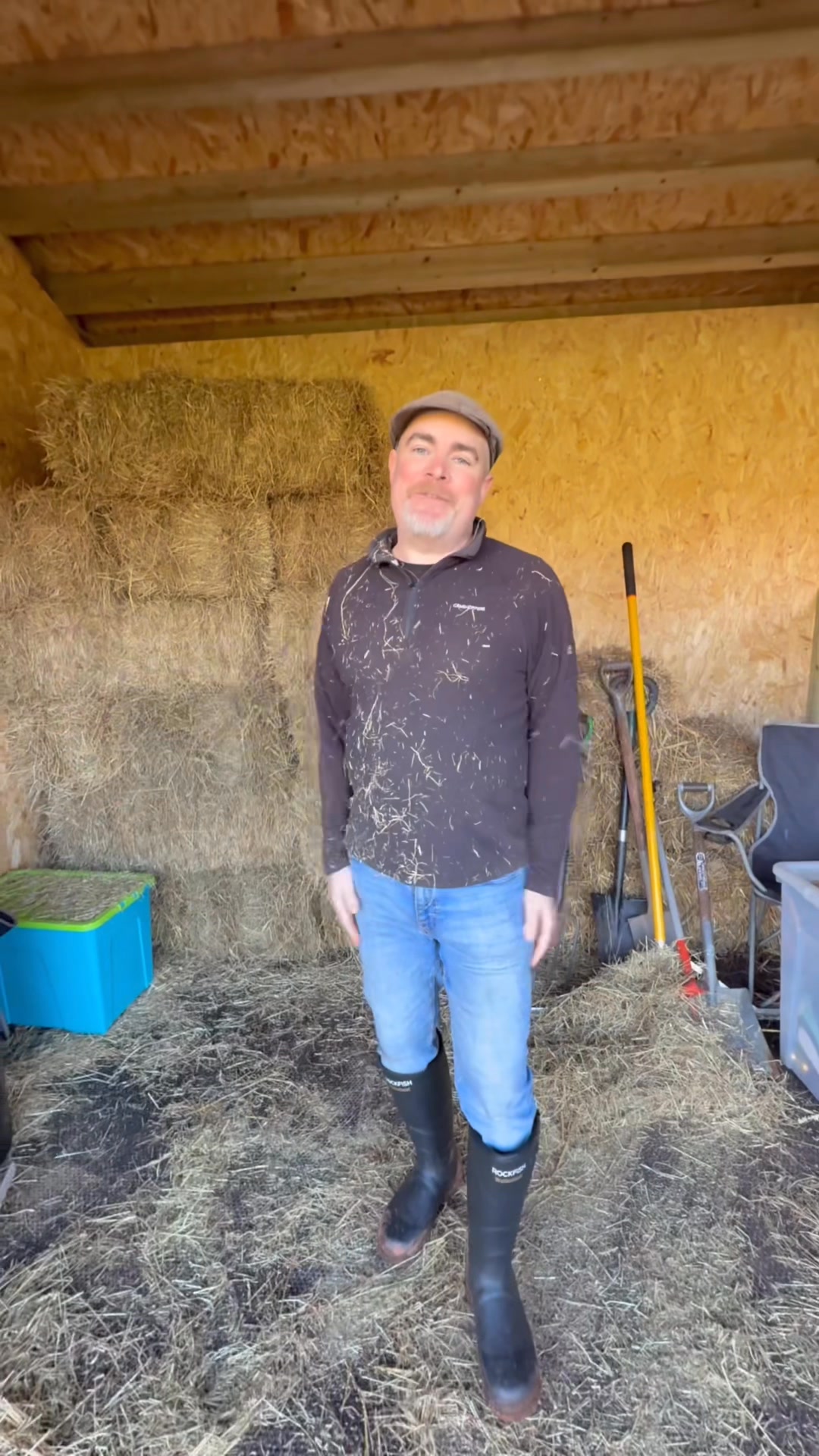 The Field shelter from Jon William Stables which people kindly donated ...