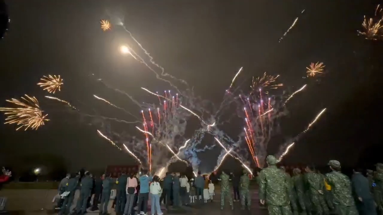 中華民國陸軍 - 【小編公告】各位粉絲每週必關注的「Army阿米運動員」假日活動相簿，因近期陸軍臉書辦理九三軍人節系列抽獎活動，等系列活動辦理 ...