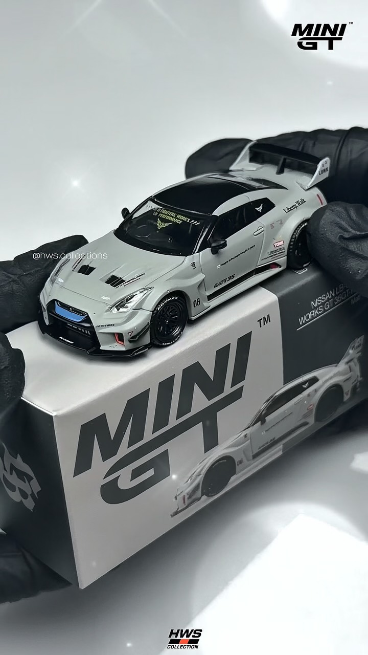 MINI GT 🔺 132 LB☆WORKS Nissan GT-R (R35) #46 Infinite Motorsport