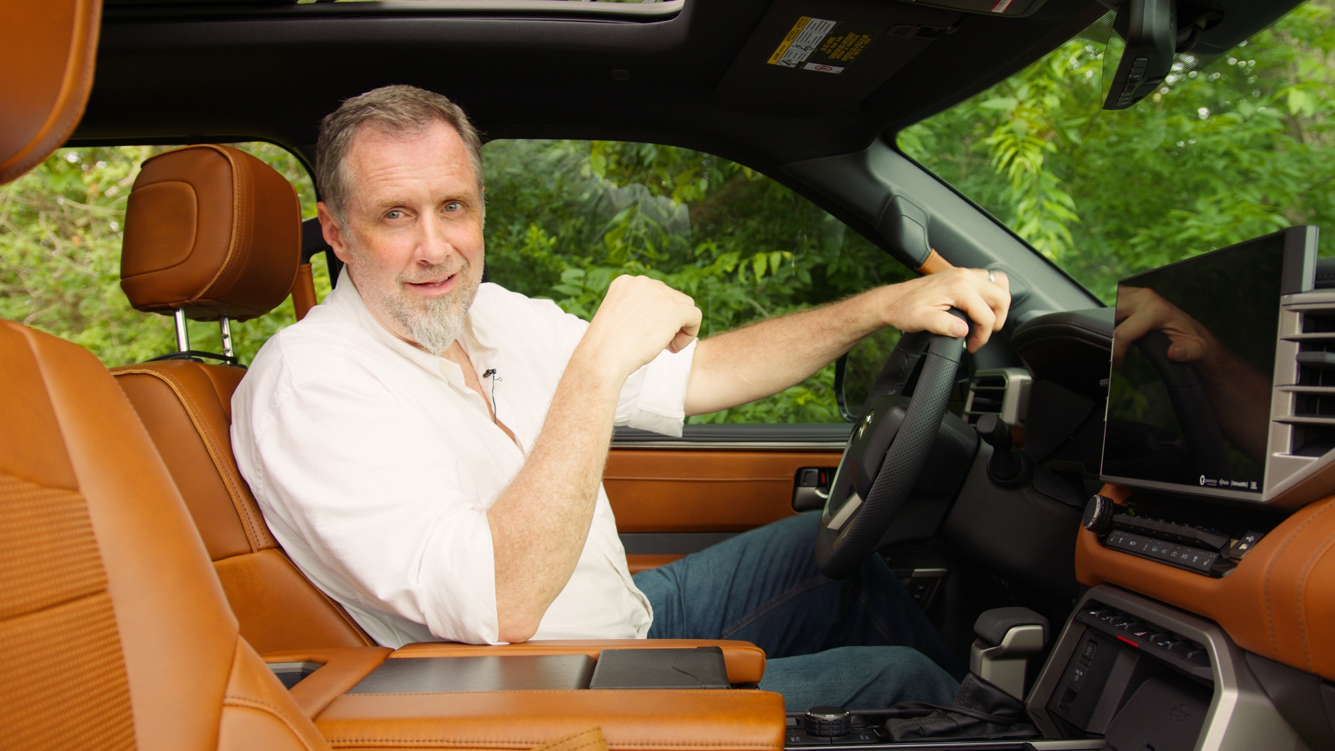 Dave explains the leather Auto Organizer Set in the new 1794