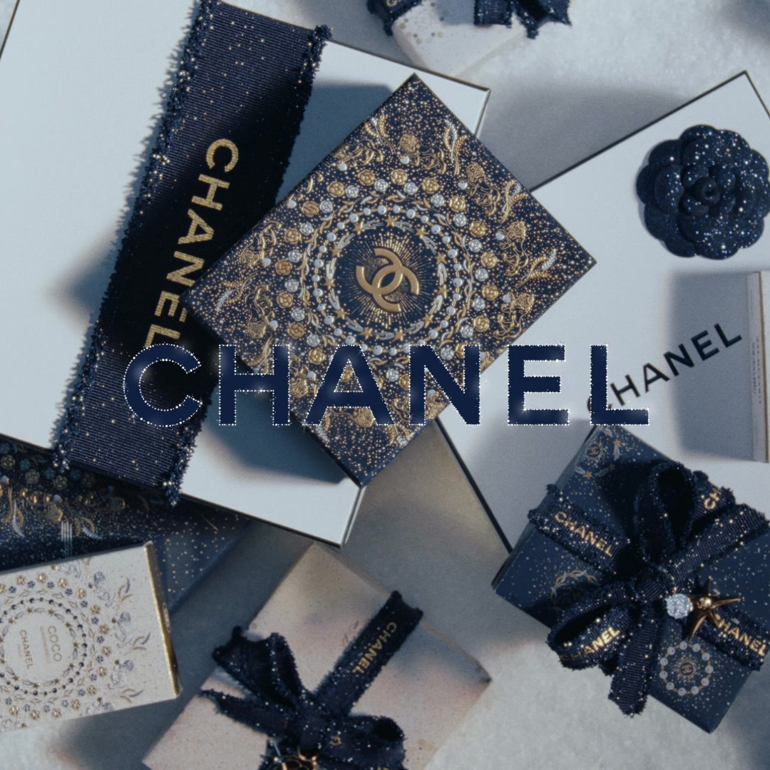 CHANEL WINTER CONSTELLATION. A constellation of 5 emblematic