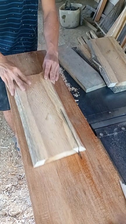 Splitting materials using a dynamo saw machine #woodworking #diy # ...
