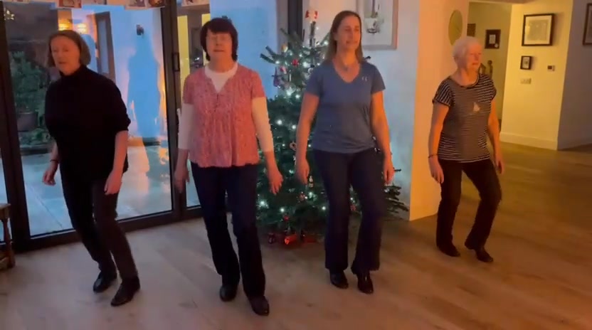 Nollaig Chridheil agus Bliadhna Mhath Ùr (Merry Christmas and Happy New ...