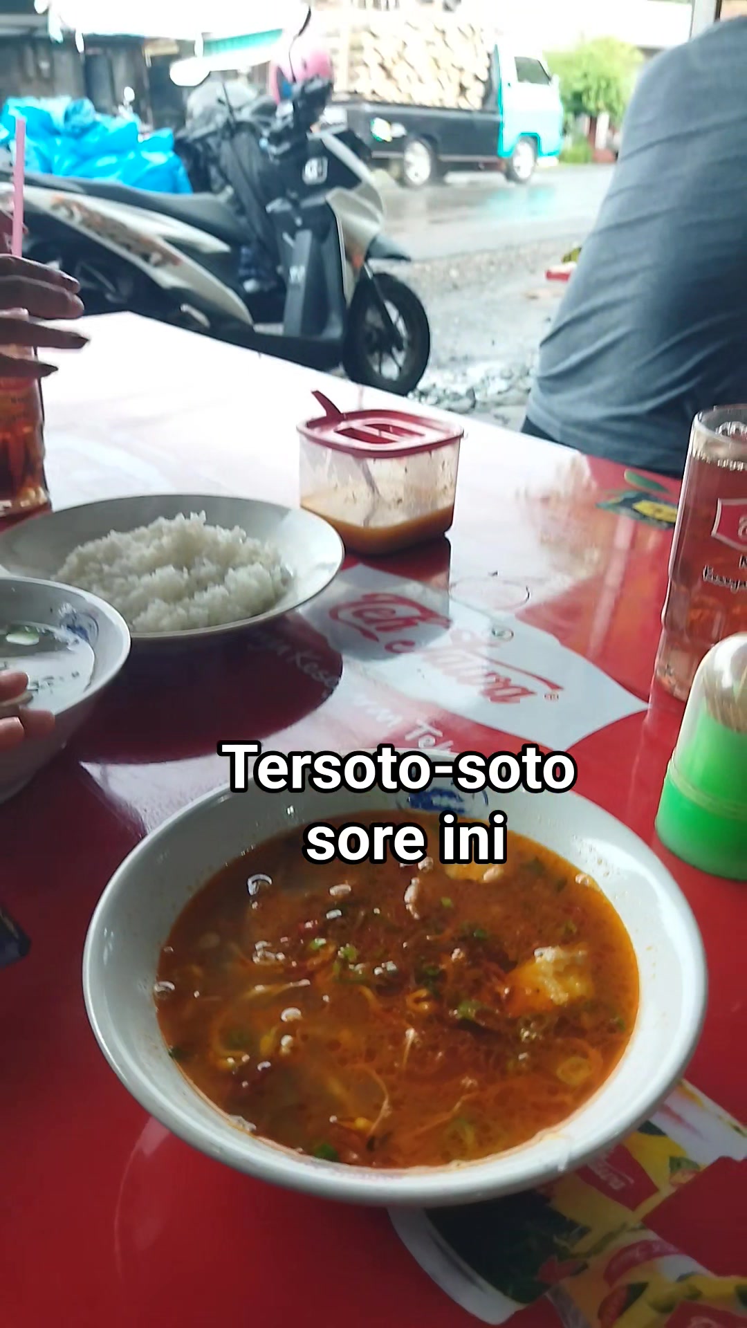 Menikmati soto d kala luaperrr wkwkww #fyp #fbpro | Dan Rokhim | Facebook