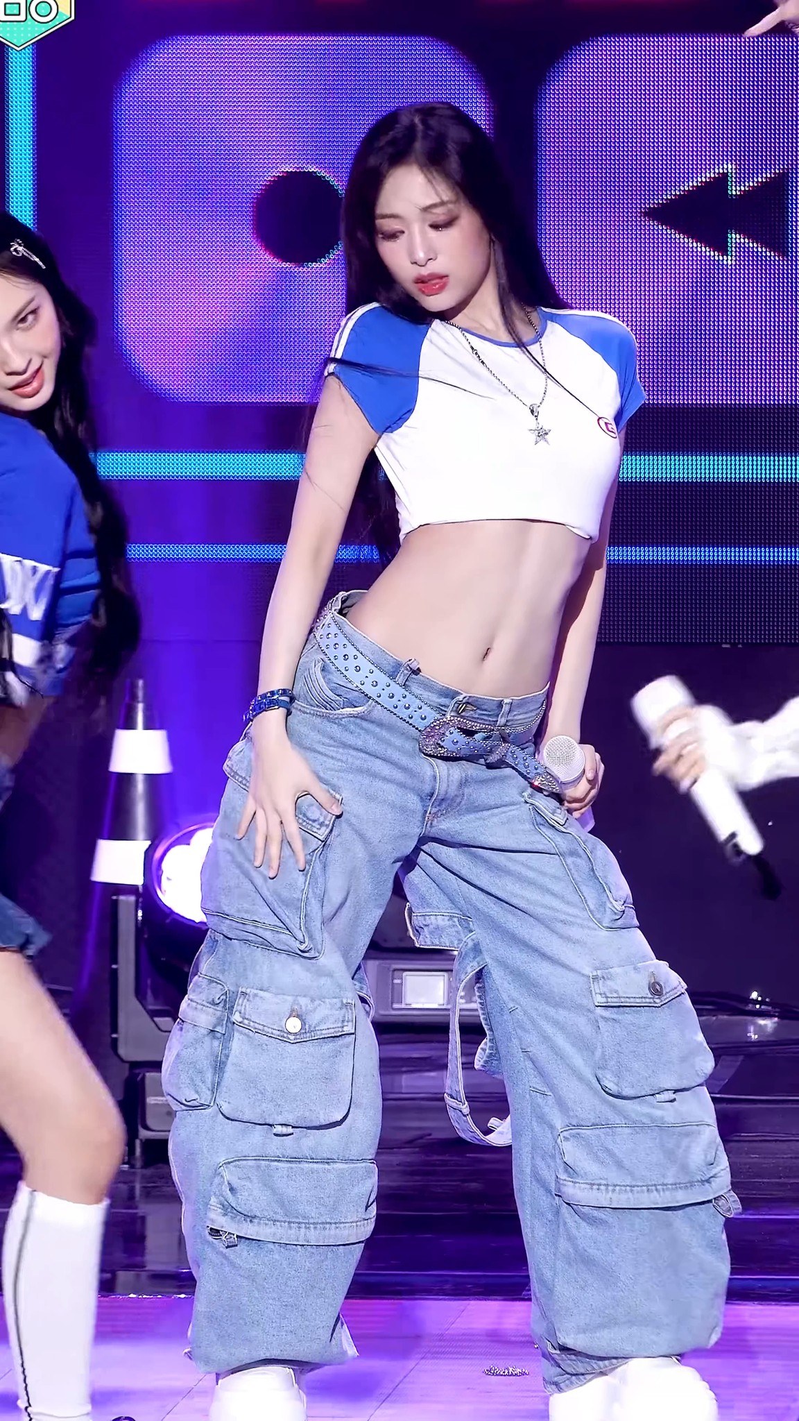 BABYMONSTER 'DRIP' - AHYEON @ Music Core 241116 . #AHYEON