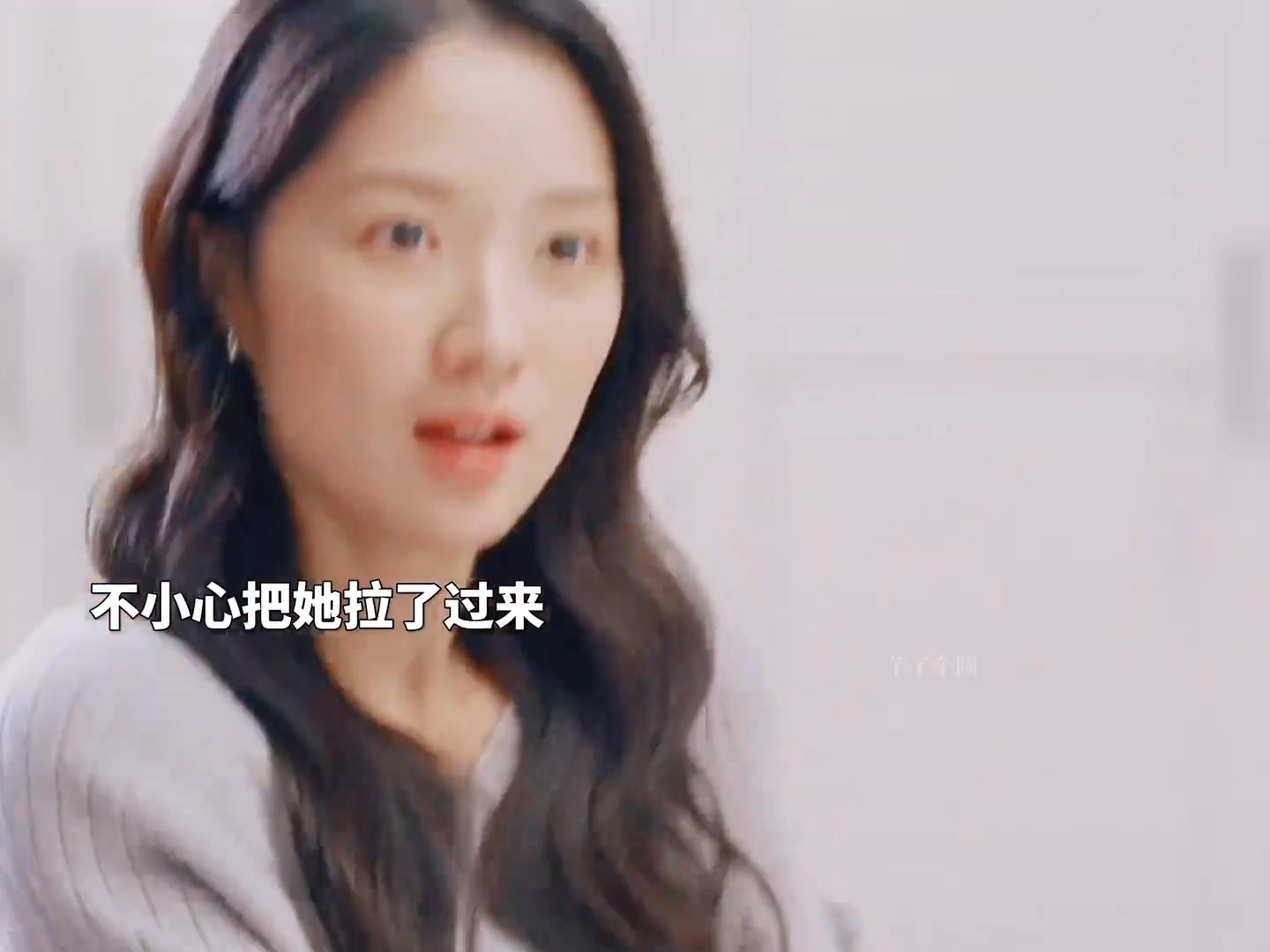 談戀愛了就是不一樣啊！善宰變成黏人小狗了！！嗑瘋了啊啊啊！！！#揹著善宰跑 #韓劇推薦 #邊佑錫 #金惠允 | 芋了個圓 | Facebook