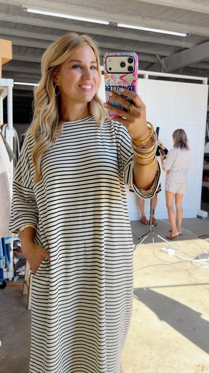 lou & grey cozy cotton terry pocket dress Our BEST-SELLING cloth in cream black is BACK IN STOCK!🤍 This dress takes comfort to a whole new level! So cute, so comfy & YES, it has pockets! Web Collecion: Strapless dresses