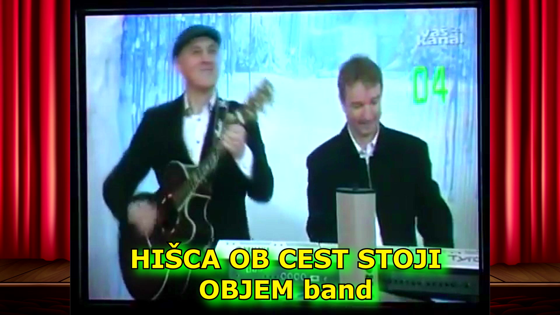 ️ HIŠCA OB CEST STOJI ------------------------------ . Hiš’ca ob cest ...