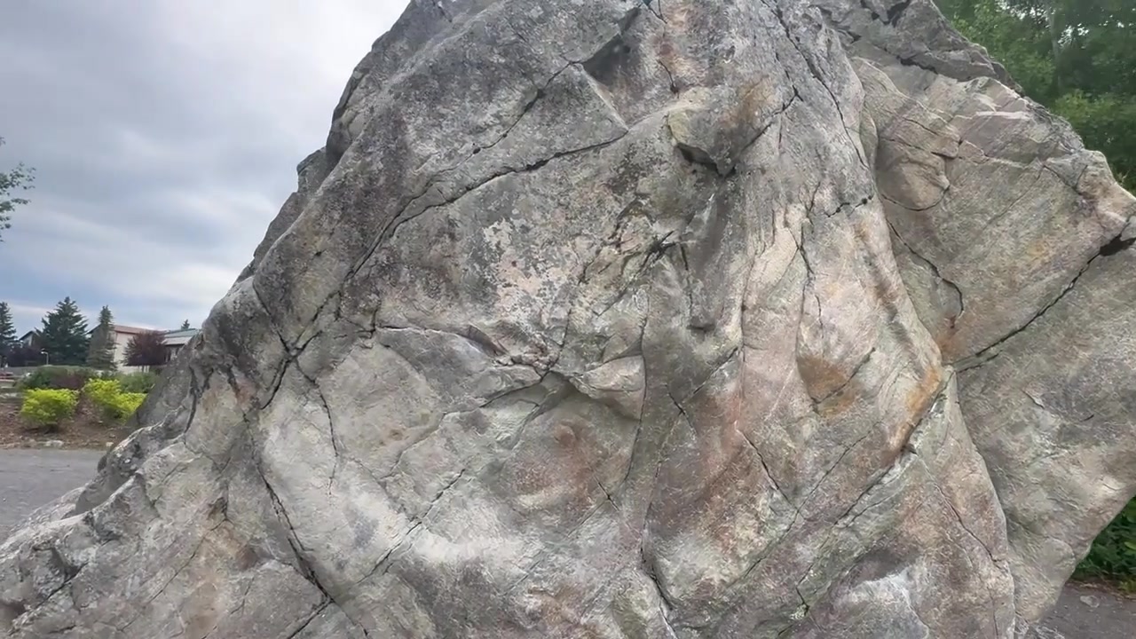 My Canadian Travels: Rocky Mountain House and the Big Rock! This large ...