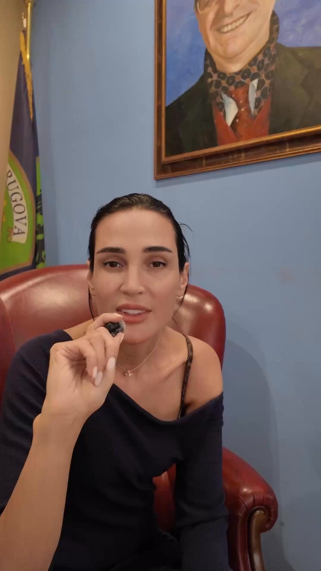 Disa njerëz nuk i shohin kurrë gabimet e veta… sepse rrethohen me ...