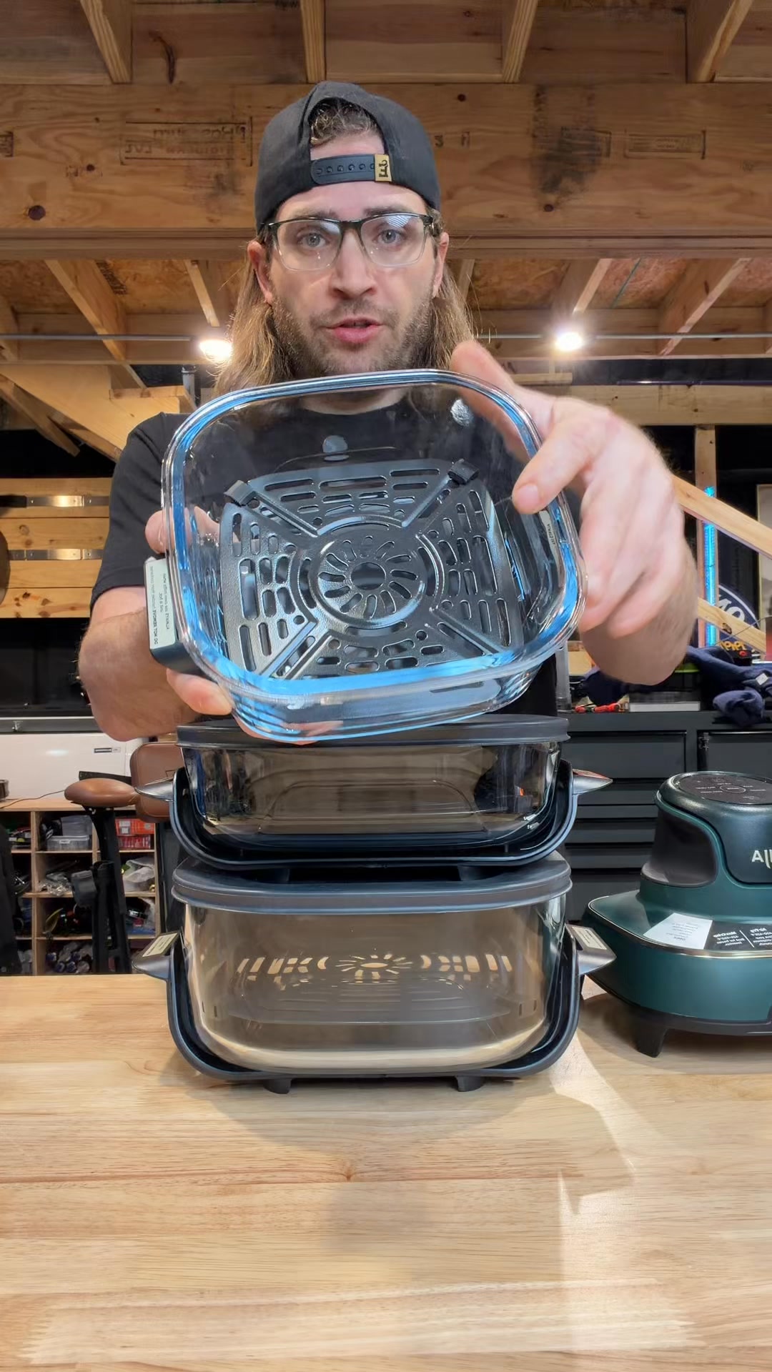 Limited-edition Emerald Green Ninja Crispi from QVC—portable glass air fryer system with 3 containers for crispy weeknight meals with way less mess #NinjaCrispi #NinjaCrispiEmeraldGreen #QVCKitchenFinds #GlassAirFryer #QuickWeeknightMeals
