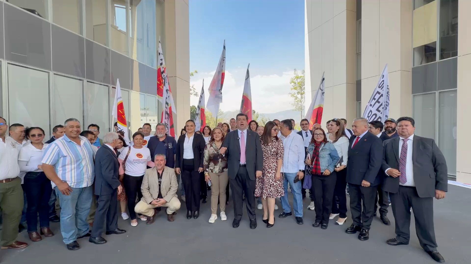 Nuestro líder nacional, Pedro Haces, participó en el foro “La nueva ...