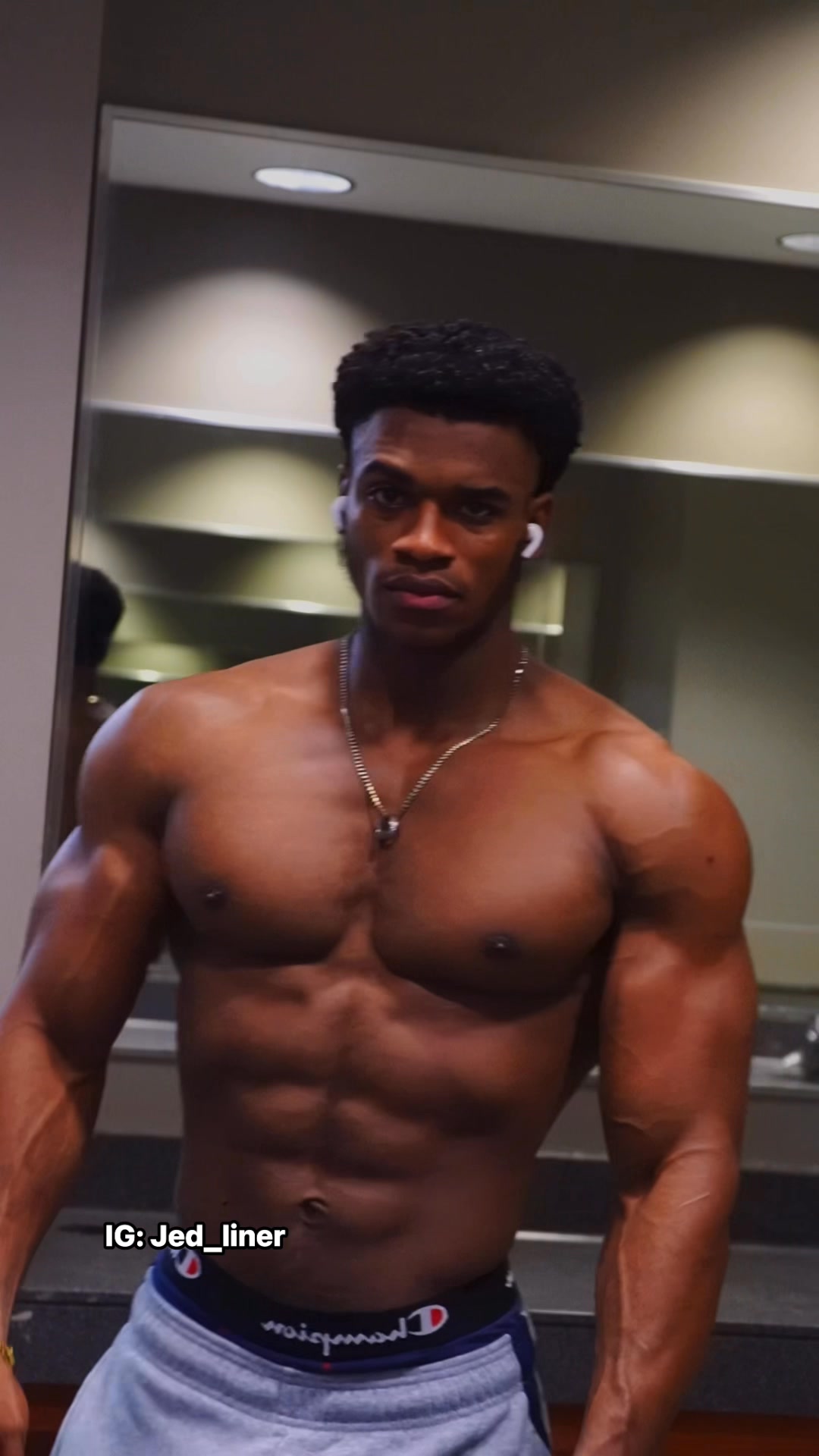 No pump needed 🏆 #FitnessGoals #gymworkout #gym #natty #post | jed ...