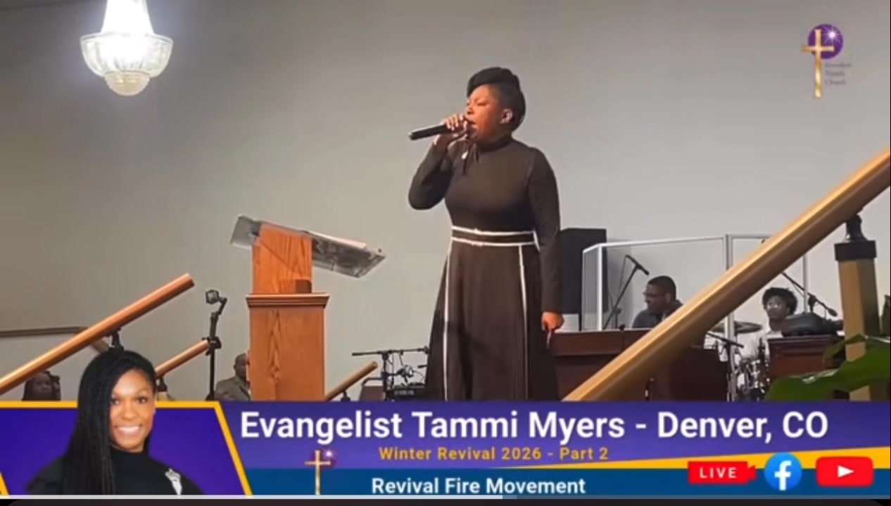 Evangelist Tammi Myers singing praises to God. | Jerusalem Temple 