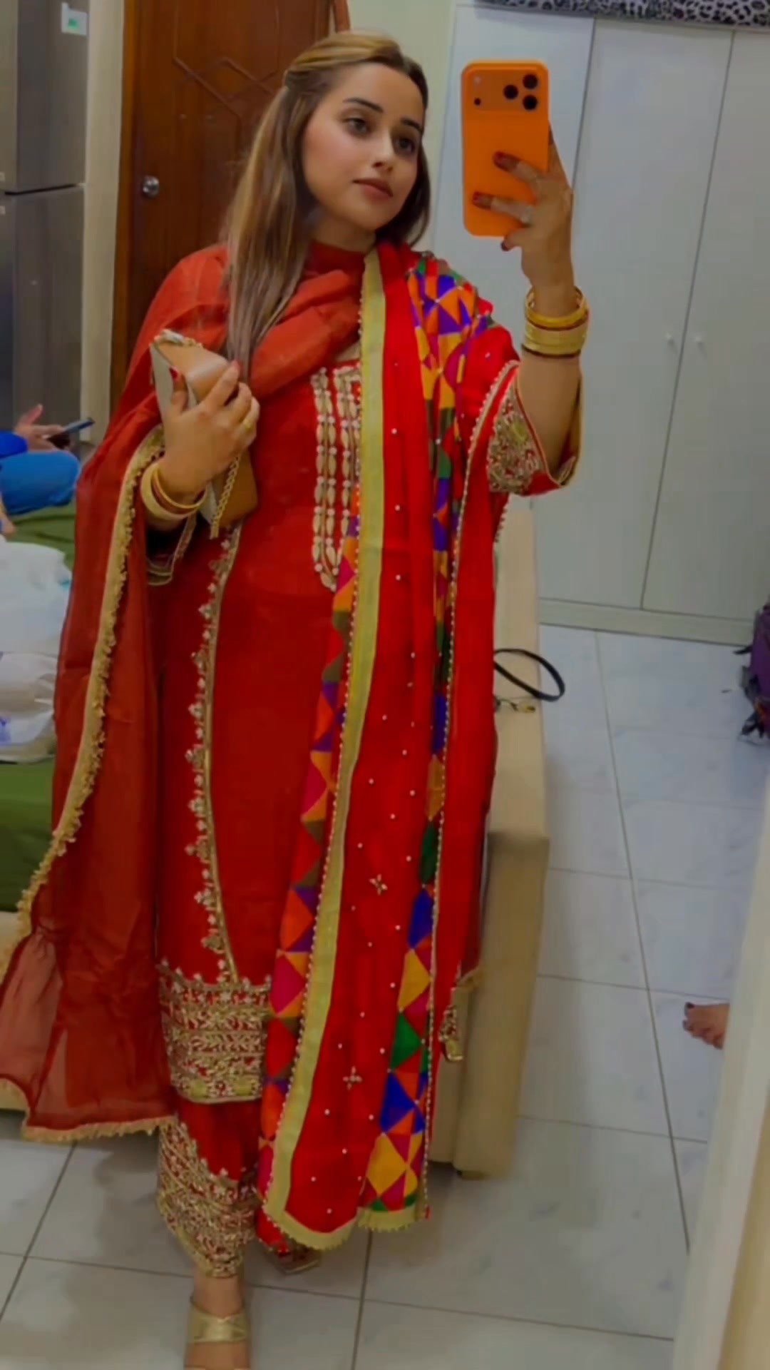 ਅੱਖਾਂ ਨਾਲ ਕਰਦੀ ਇਸ਼ਾਰੇ 🥰🥰🥰🤷‍♀️🤷‍♀️🤣🤣 #reelsviralシ #reelsviralシfb # ...
