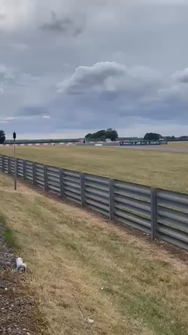 Unseen footage of Aleisha Layton at her Bennetts British Superbike ...