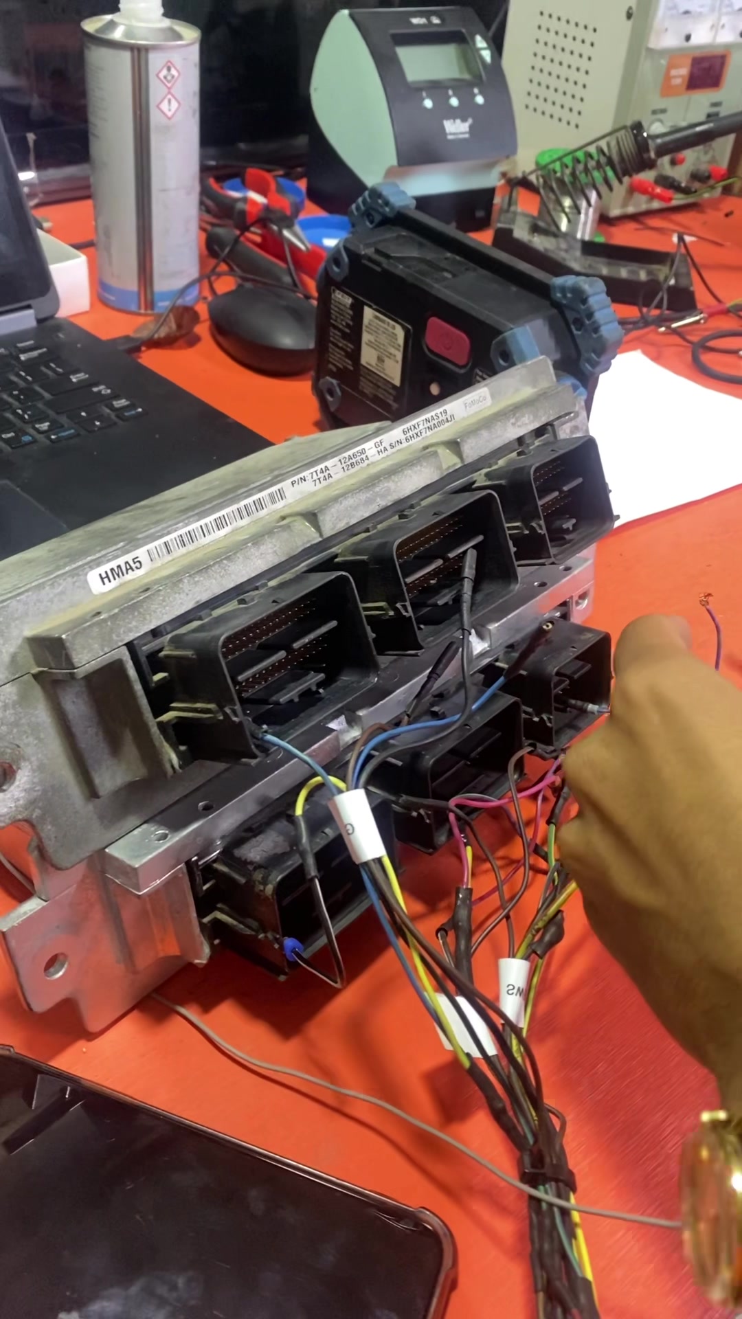 Reparación de computadora de Captiva 2011 alta presión en el riel de ...