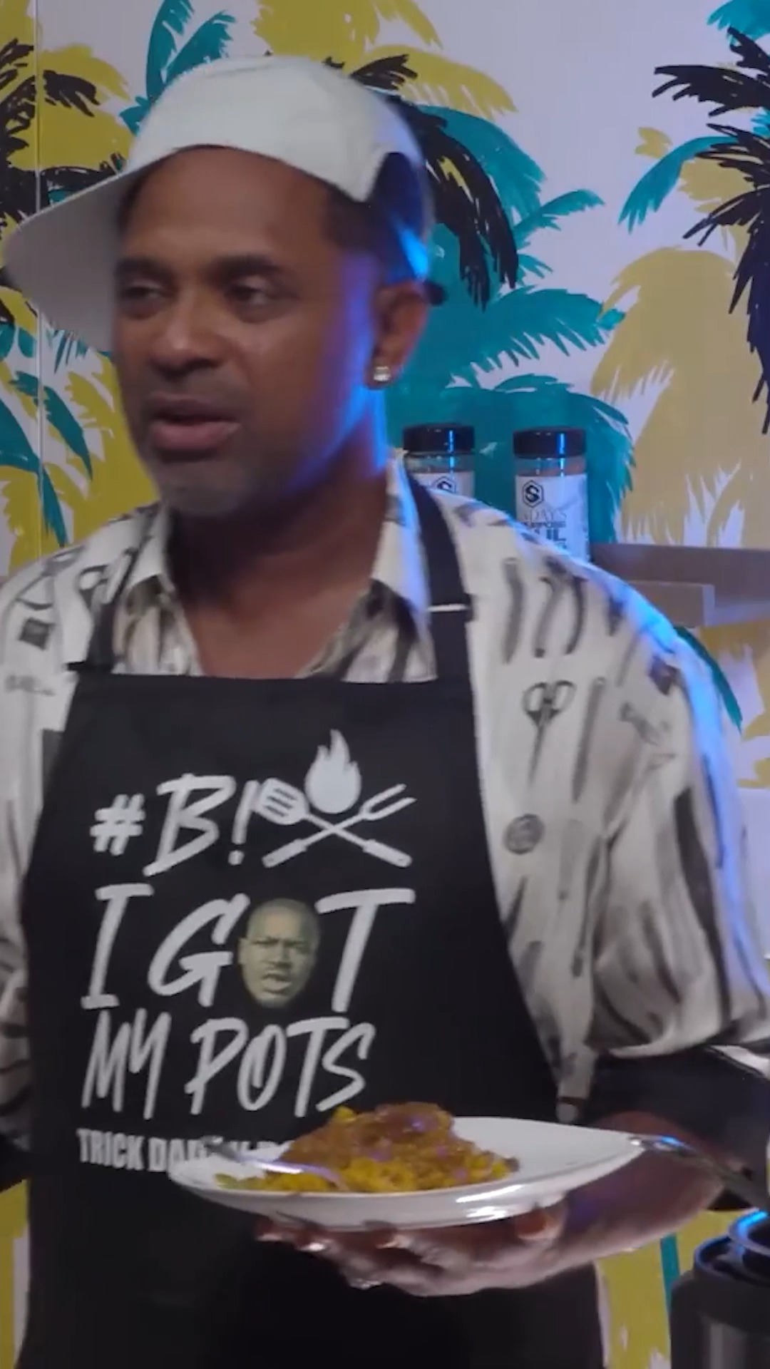 Mike Epps x Trick Daddy Smothered Chicken with Mexican Style Rice Part ...