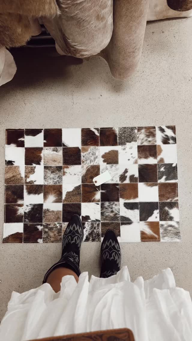 New cowhide patch rugs🤍 🐄 #westernfashion #cowhide #cowhiderug # ...