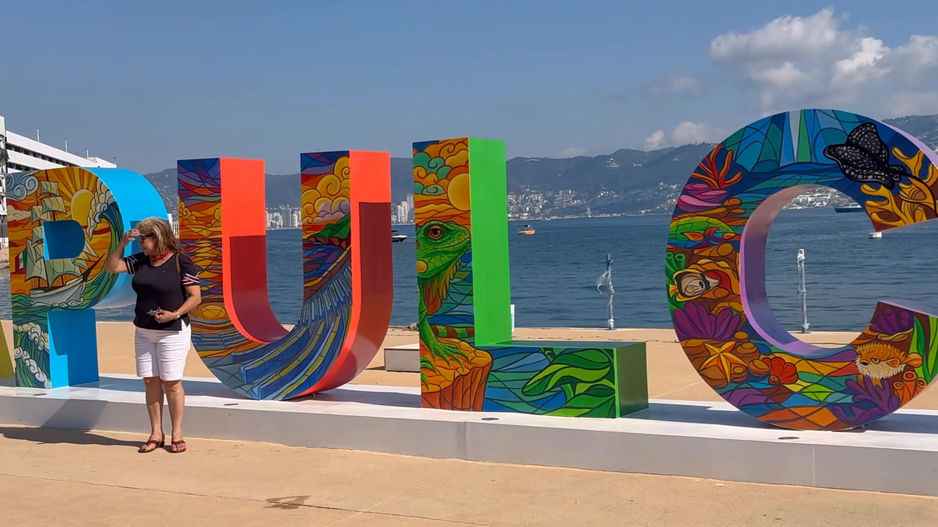 📸 🌴 Así lucen las nuevas letras monumentales “Acapulco” en el Malecón ...