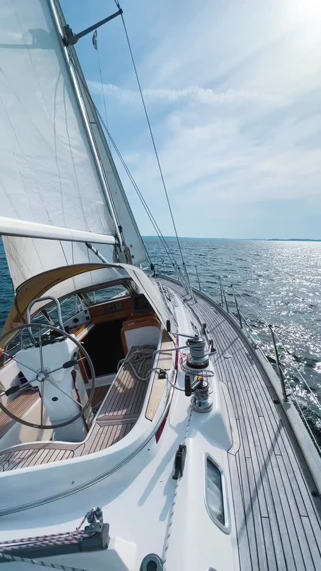 This sound makes my heart beat 💙⛵️ #vindlek #najad400 #snorktheboat # ...