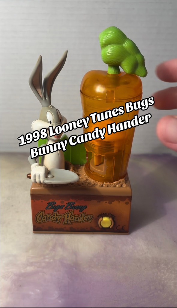 Ahhhhhh, What's up Doc? 1998 Looney Tunes Bugs Bunny Candy Hander
