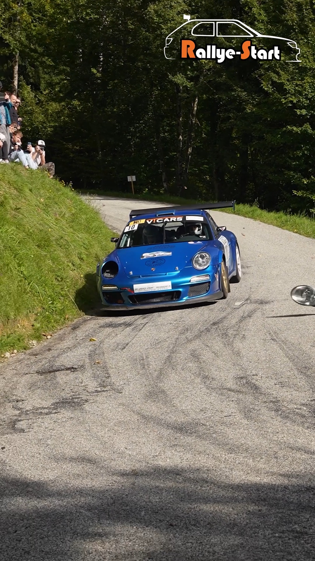 Tu arrives tellement fort que tu en perds ton phares !! 💨🤯 #rallye # ...