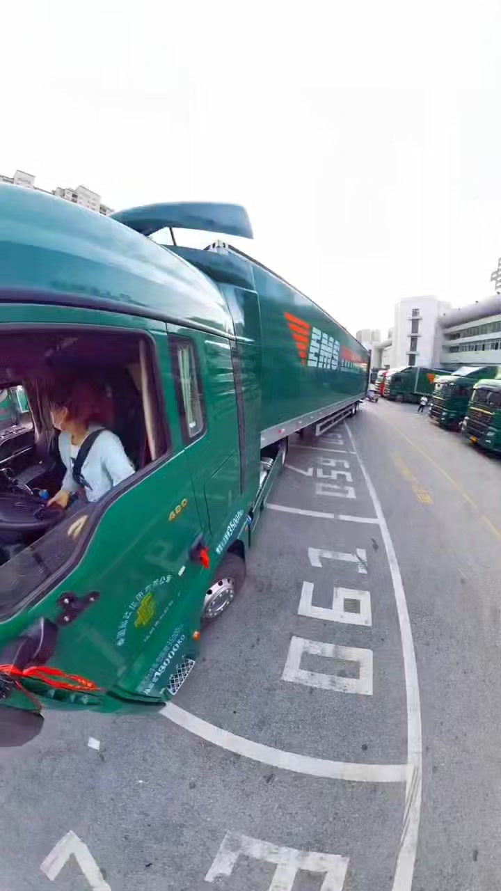 ️🤩💞Khwab Bankar chale aao Na . . . #truck #truckdriver #Trending #Viral ...