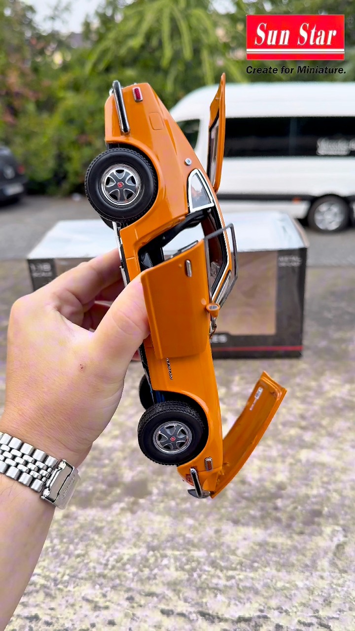 DCCL_N Nissan Cherry Coupe X-1R (1973) 1:24
