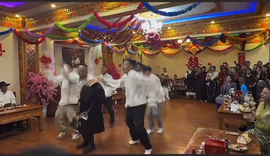 བོད་ནང་གི་འཁྲབ་གཞས། ཆང་སའི་སྐབས་སུ་རེད་འདུག རྒྱ་གར་གཞས་སྤུས་དག་འཁྲབས ...